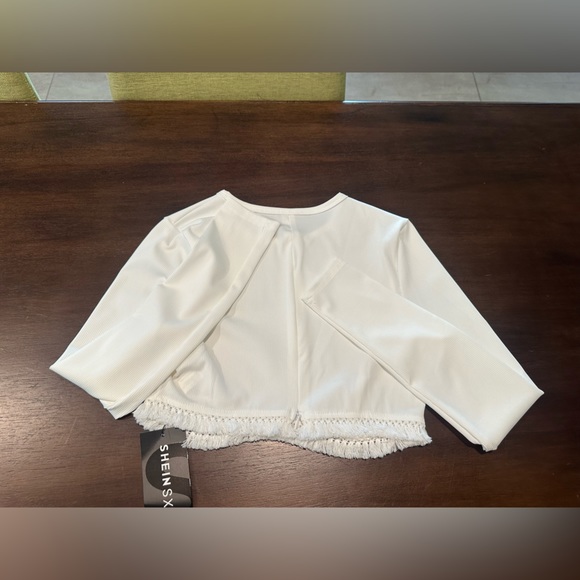 Fringe Trim Cropped T-Shirt - Picture 4 of 7